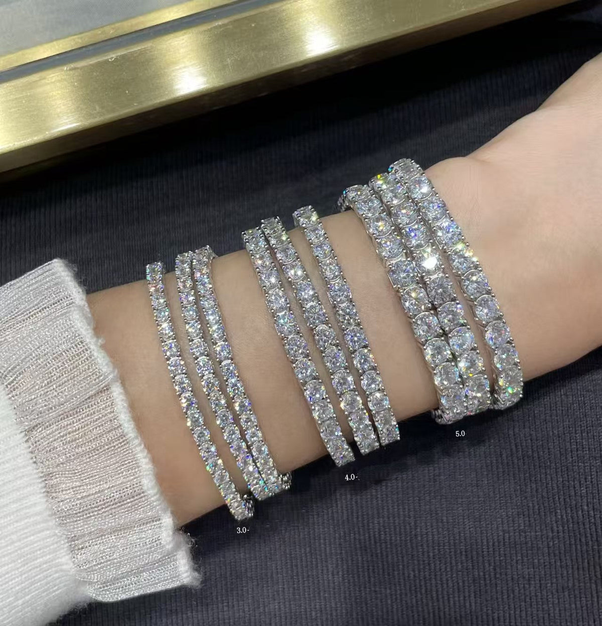 [⭐Clover Jewelry jewelrys]TENNIS BRACELET WITH FULL DIAMOND SETTING