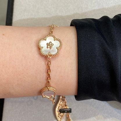 [⭐Clover Jewelry]LUCKY SPRING 5 MOTIF BRACELET
