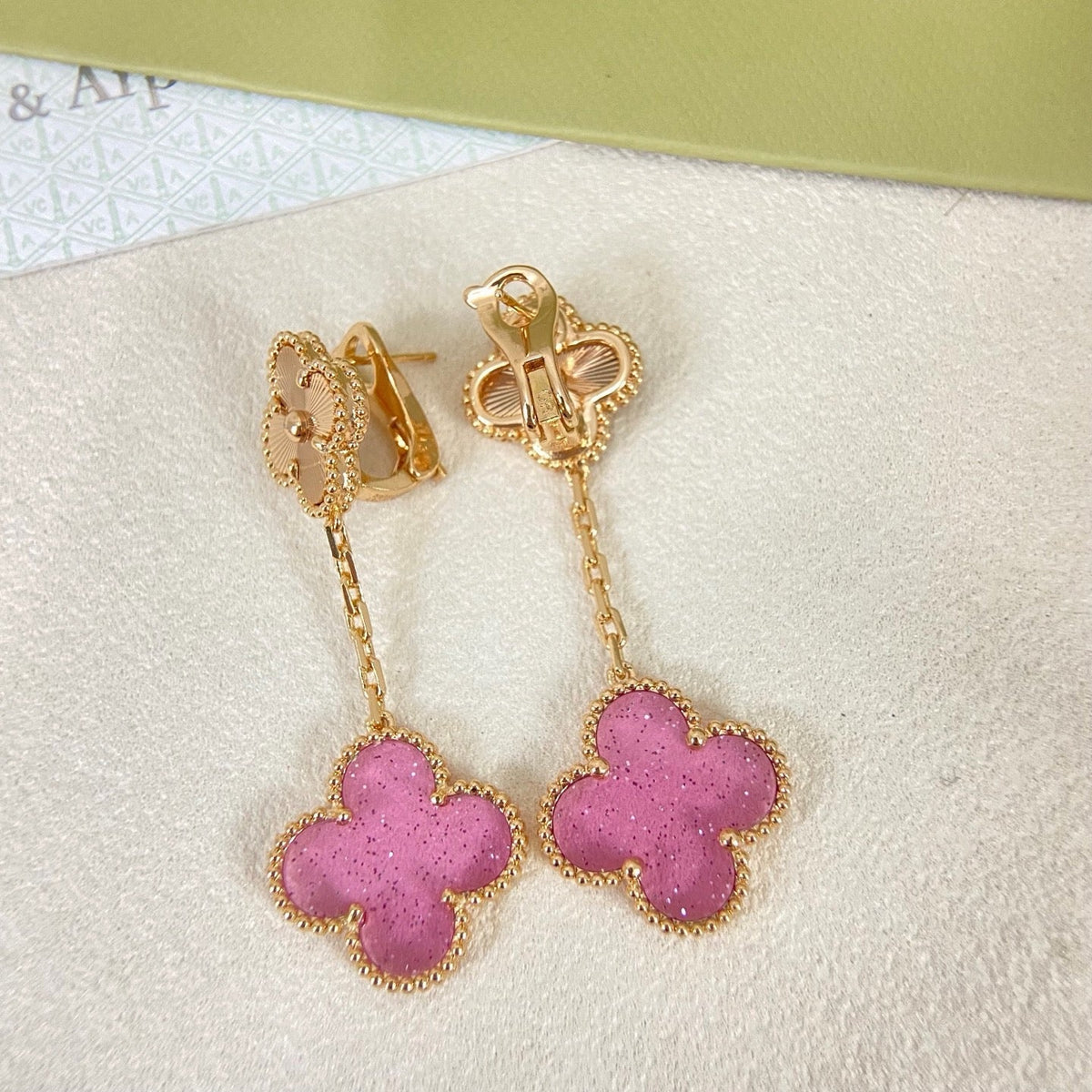 [⭐Clover Jewelry]2026 NEW CLOVER 2 MOTIF  BUBBLE PINK ENAMEL
