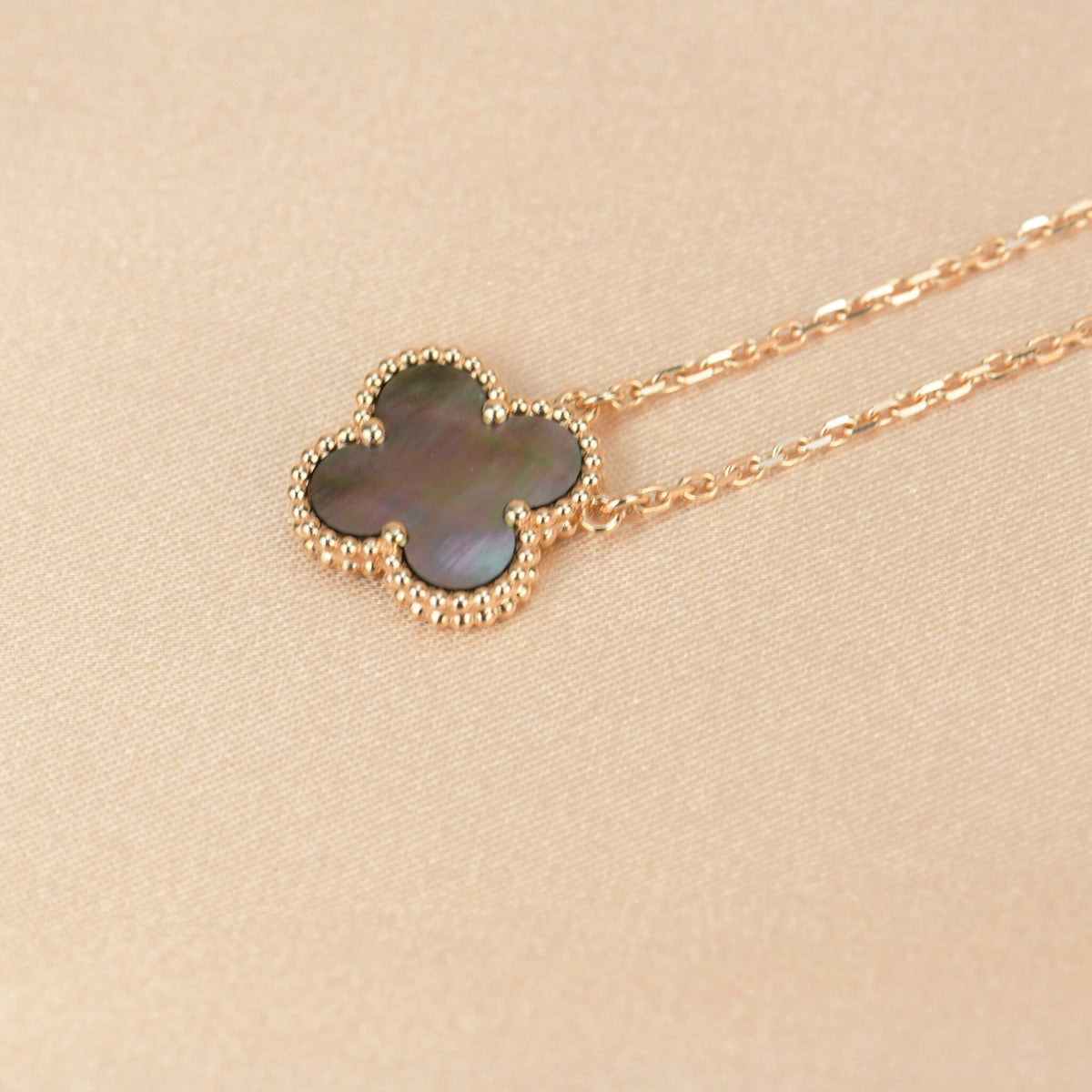 [⭐Clover Jewelry]CLOVER 15MM  GRAY MOTHER OF PEARL NECKLACE