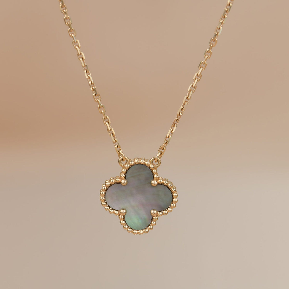 [⭐Clover Jewelry]CLOVER 15MM  GRAY MOTHER OF PEARL NECKLACE