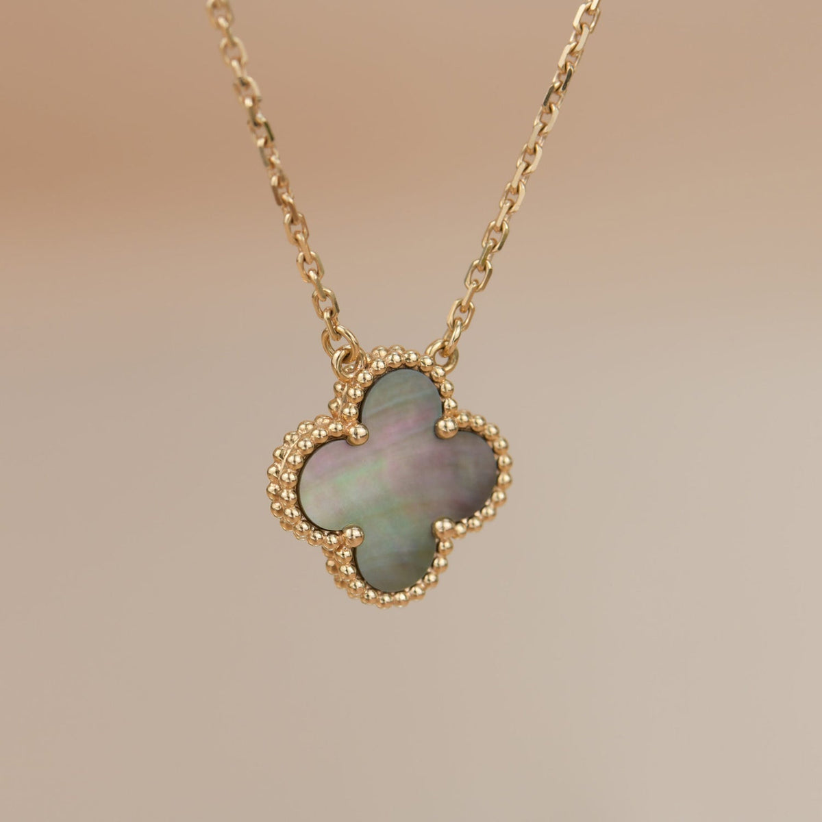 [⭐Clover Jewelry]CLOVER 15MM  GRAY MOTHER OF PEARL NECKLACE