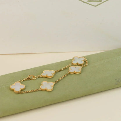 [⭐Clover Jewelry]CLOVER WHITE PEARL MOP 5 MOTIF BRACELET COLLECTION