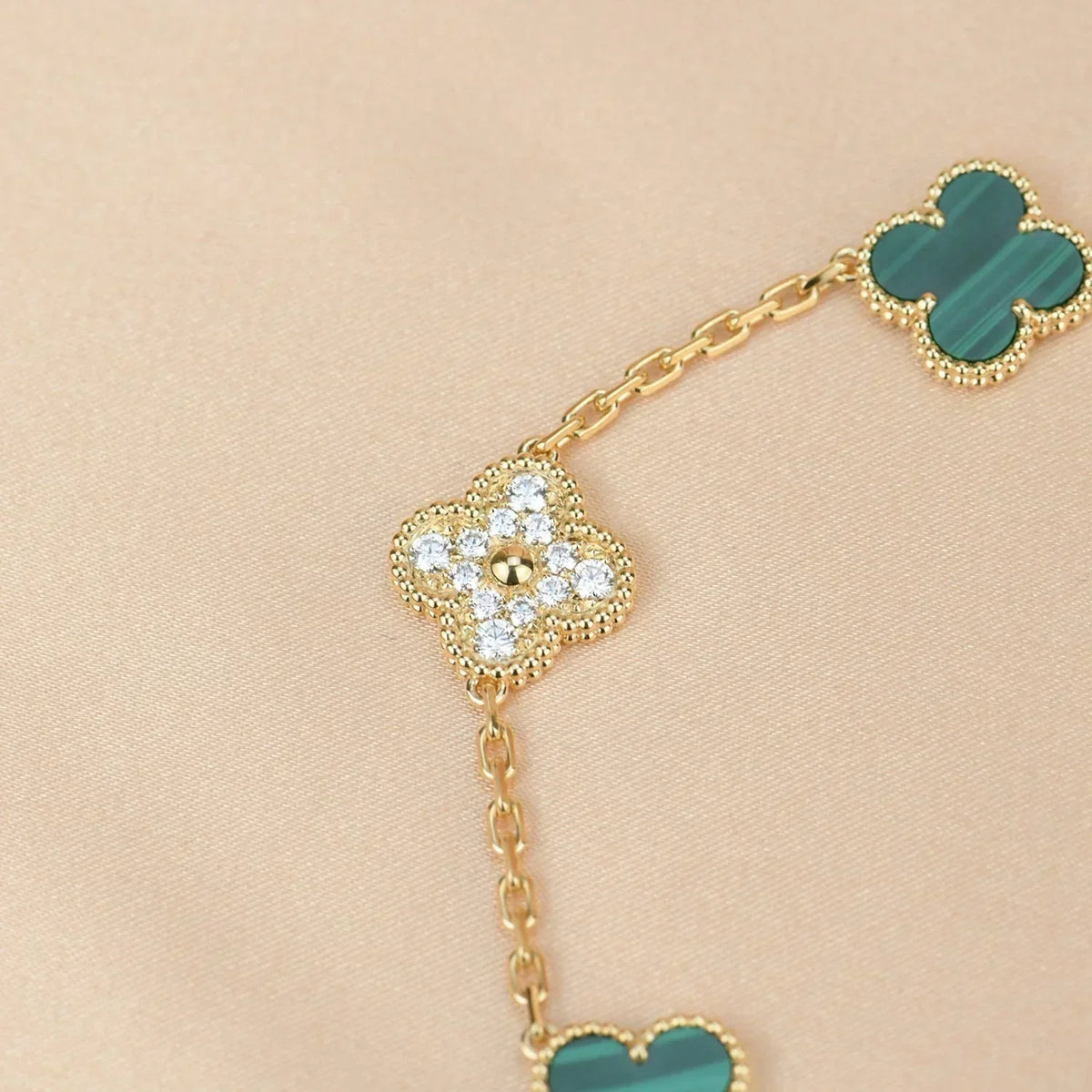 [⭐Clover Jewelry] CLOVER 5 MOTIF MALACHITE BRACELET COLLECTION