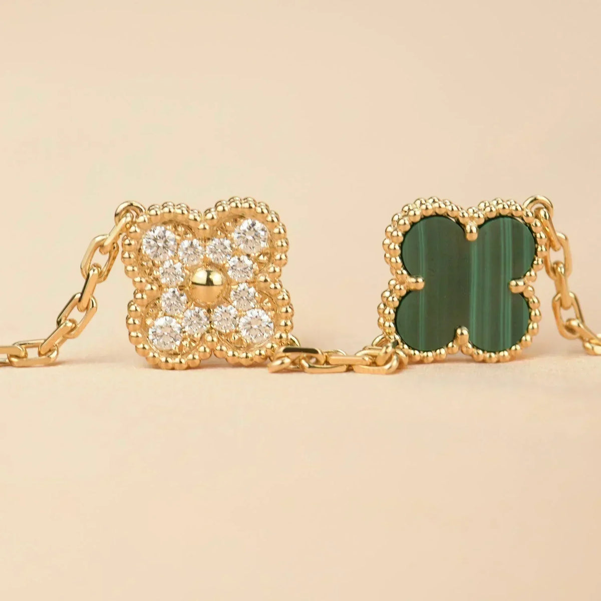 [⭐Clover Jewelry] CLOVER 5 MOTIF MALACHITE BRACELET COLLECTION