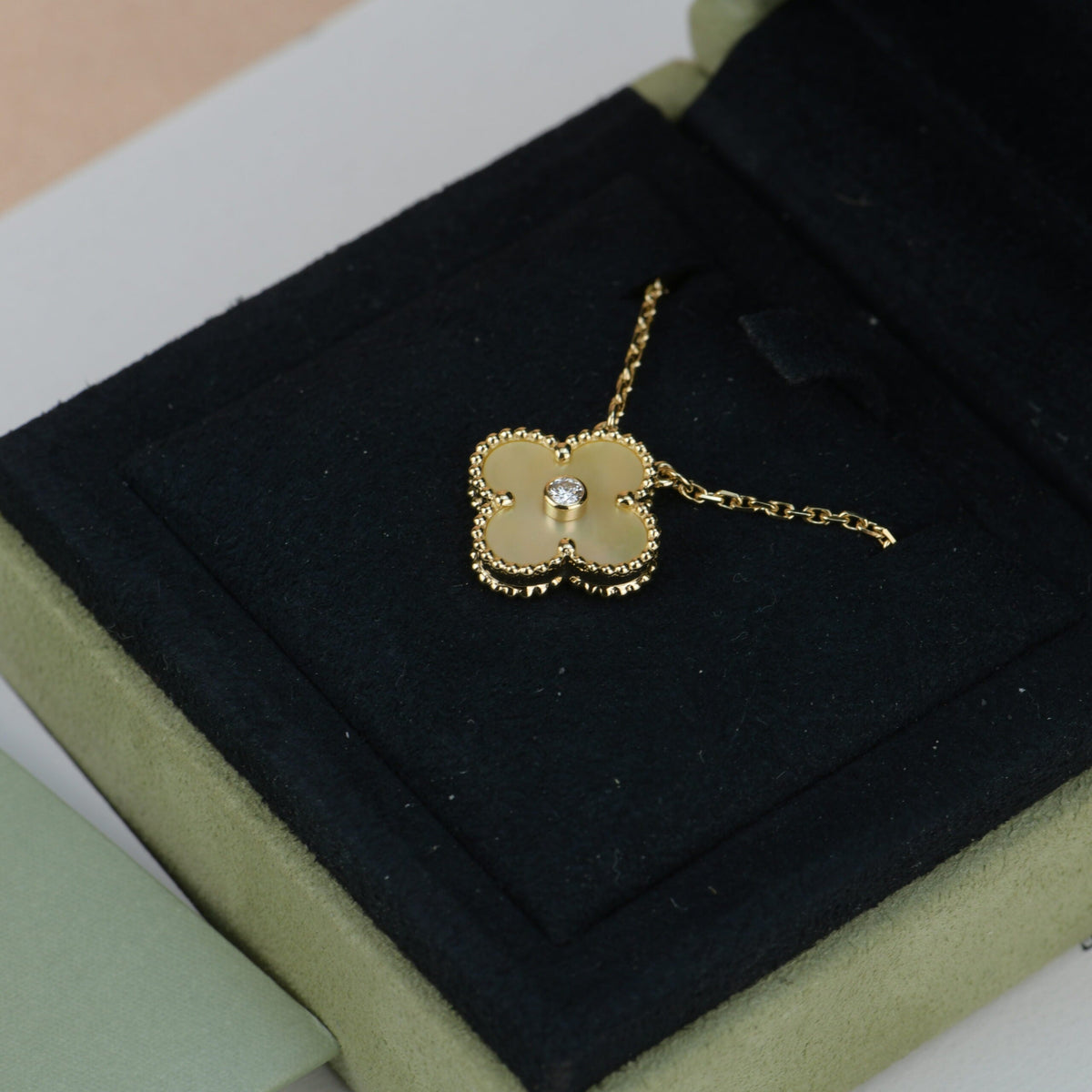 [⭐Clover Jewelry]CLOVER 15MM DIAMOND GOLD MOTHER OF PEARL NECKLACE