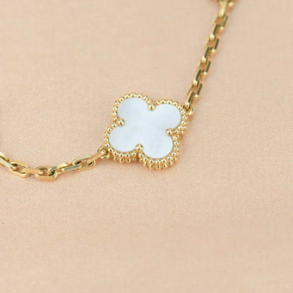 [⭐Clover Jewelry]CLOVER WHITE PEARL MOP 5 MOTIF BRACELET COLLECTION