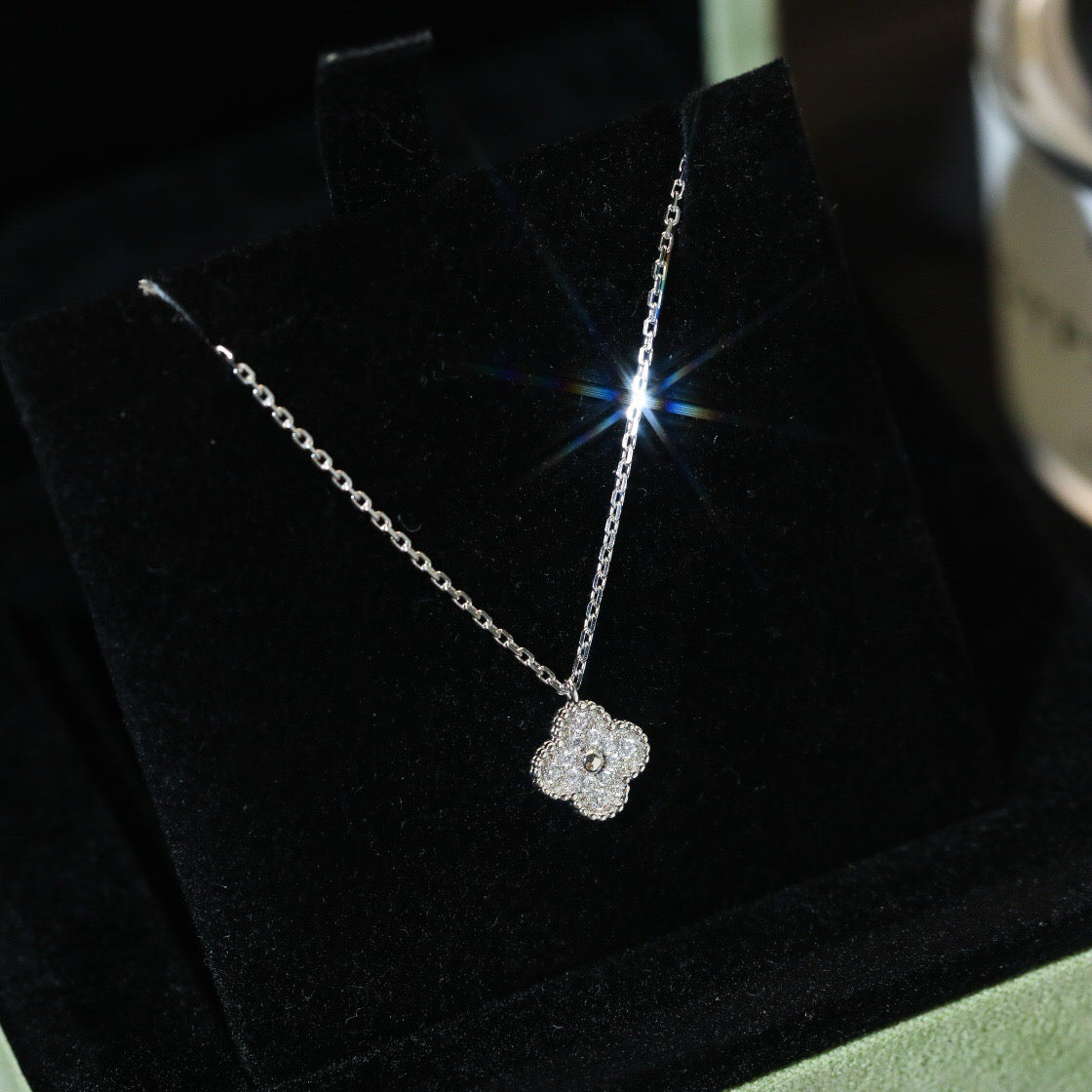 [⭐Clover Jewelry]CLOVER MINI 9.5MM PENDANT DIAMOND NECKLACE