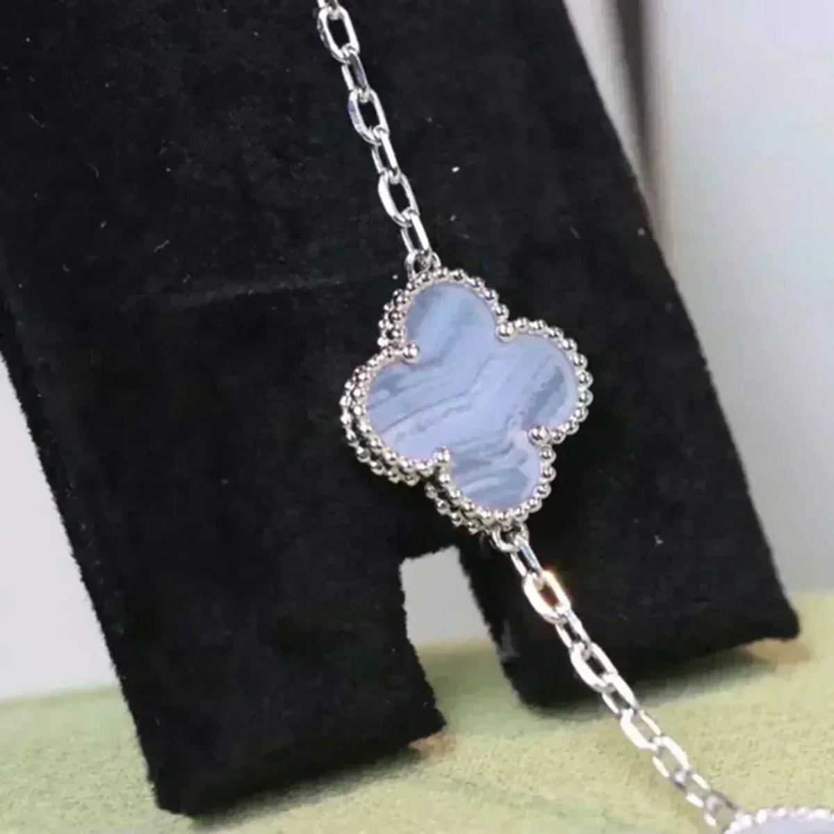 [⭐Clover Jewelry] CLOVER 5 MOTIF PURPLE CHALCEDONY BRACELET COLLECTION