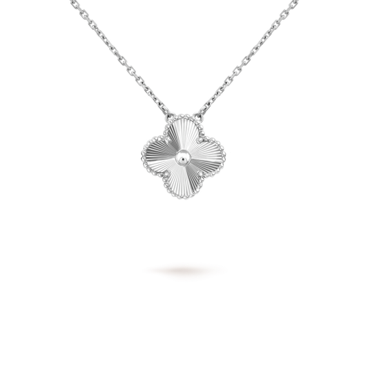 [⭐Clover Jewelry]CLOVER 15MM LASER NECKLACE SILVER