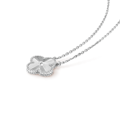 [⭐Clover Jewelry]CLOVER 15MM LASER NECKLACE SILVER