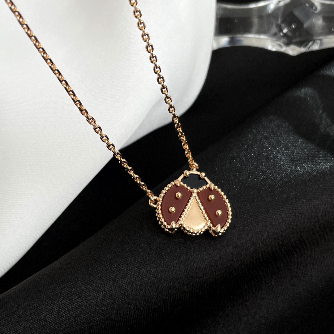[⭐Clover Jewelry]LUCKY  CARNELIANS LADYBUG NECKLACE