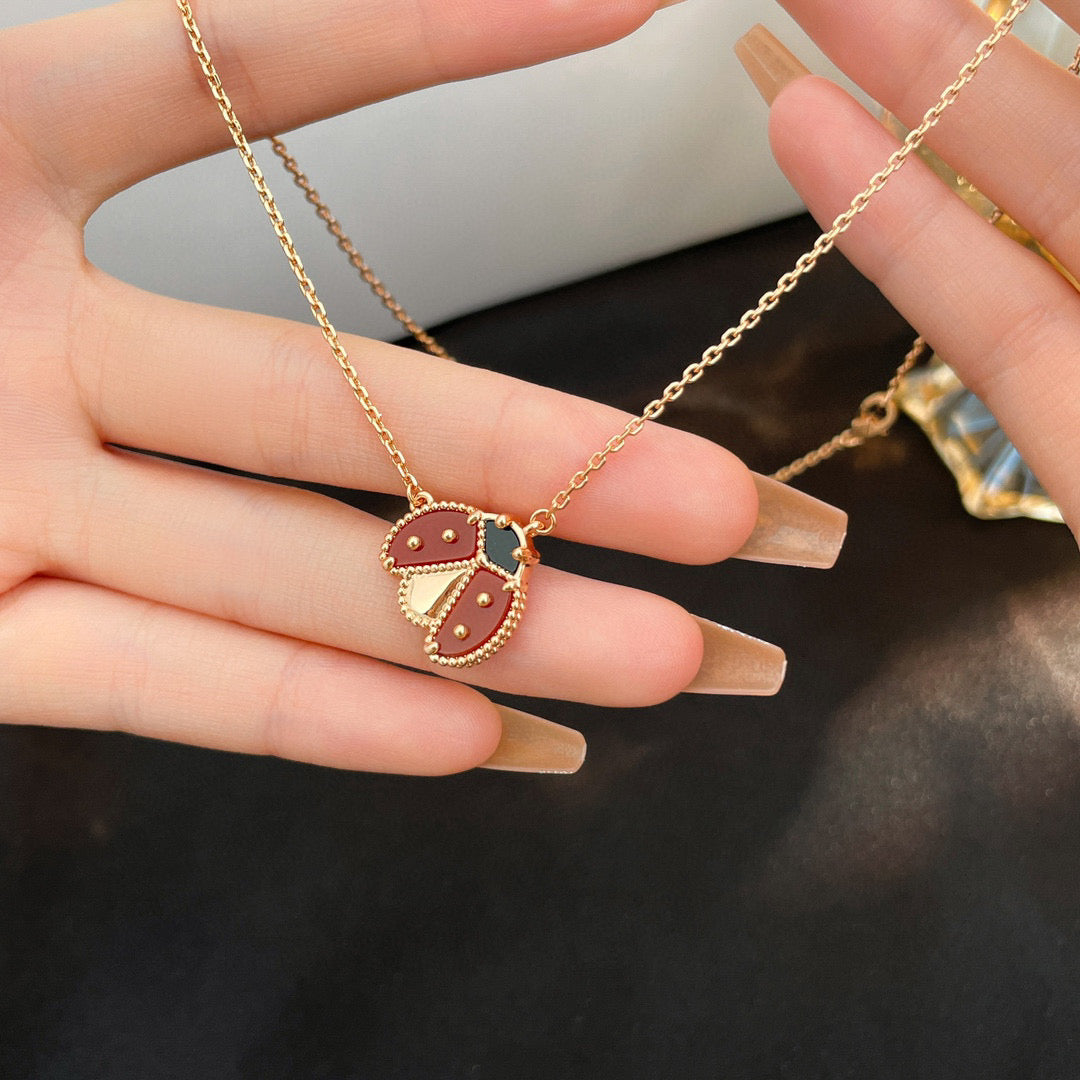 [⭐Clover Jewelry]LUCKY  CARNELIANS LADYBUG NECKLACE