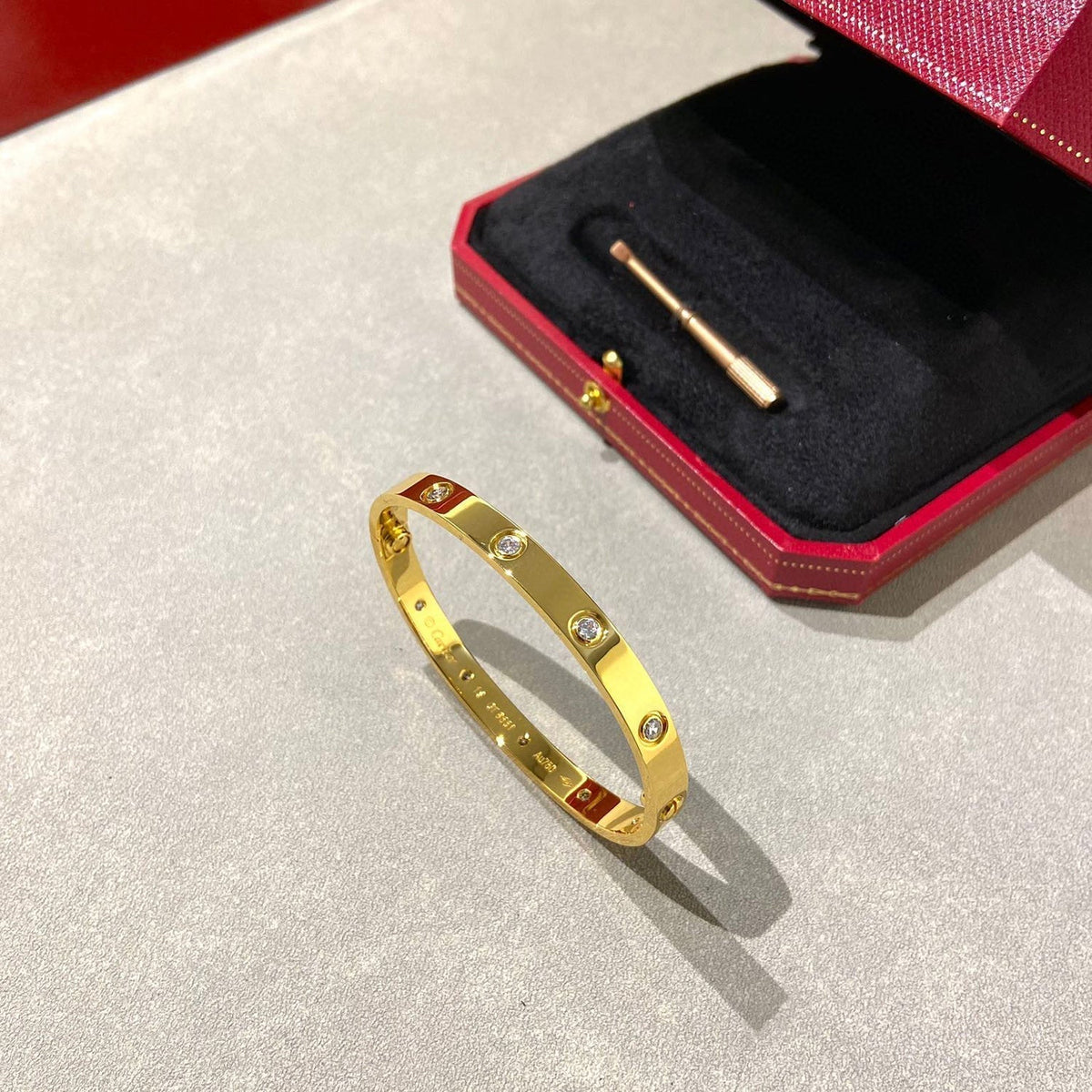 [⭐Clover Jewelry]LOVE BRACELET 6.1MM 10 DIAMONDS