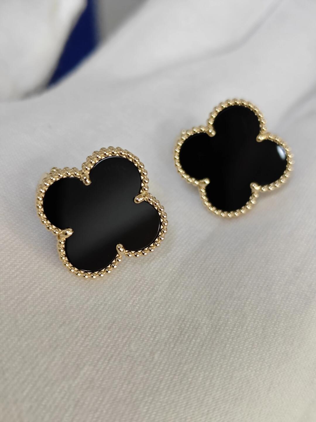[⭐Clover Jewelry]CLOVER 20MM BLACK MOP EARRINGS