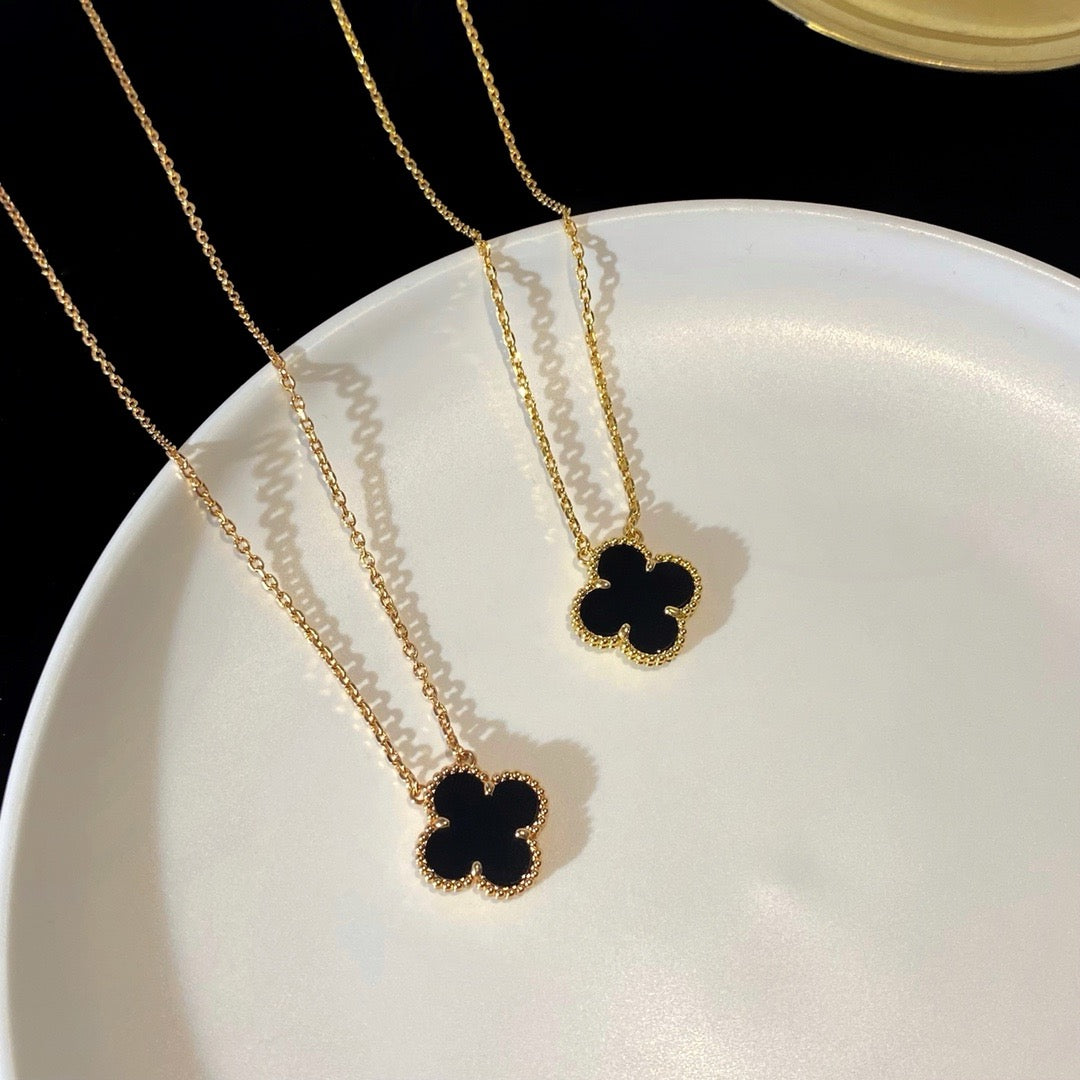 [⭐Clover Jewelry]CLOVER 15MM BLACK ONYX SINGLE FLOWER NECKLACE