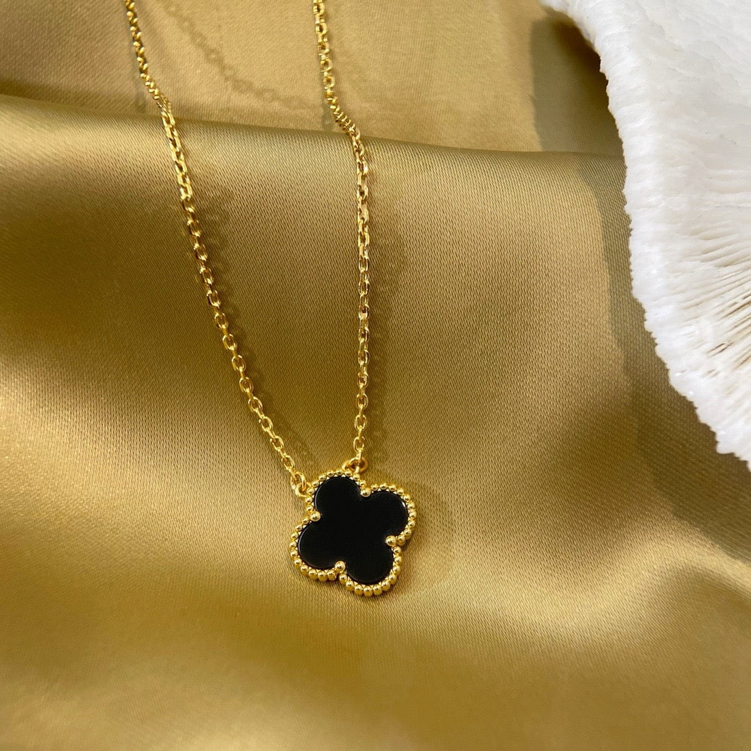[⭐Clover Jewelry]CLOVER 15MM BLACK ONYX SINGLE FLOWER NECKLACE