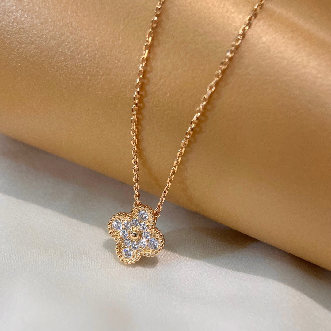 [⭐Clover Jewelry]CLOVER 15MM DIAMOND SINGLE FLOWER NECKLACE