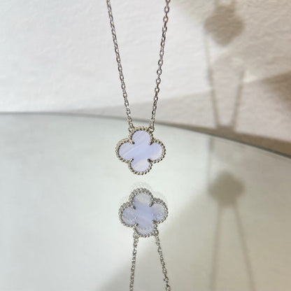 [⭐Clover Jewelry]CLOVER 15MM BLUE CHALCEDONY NECKLACE SILVER