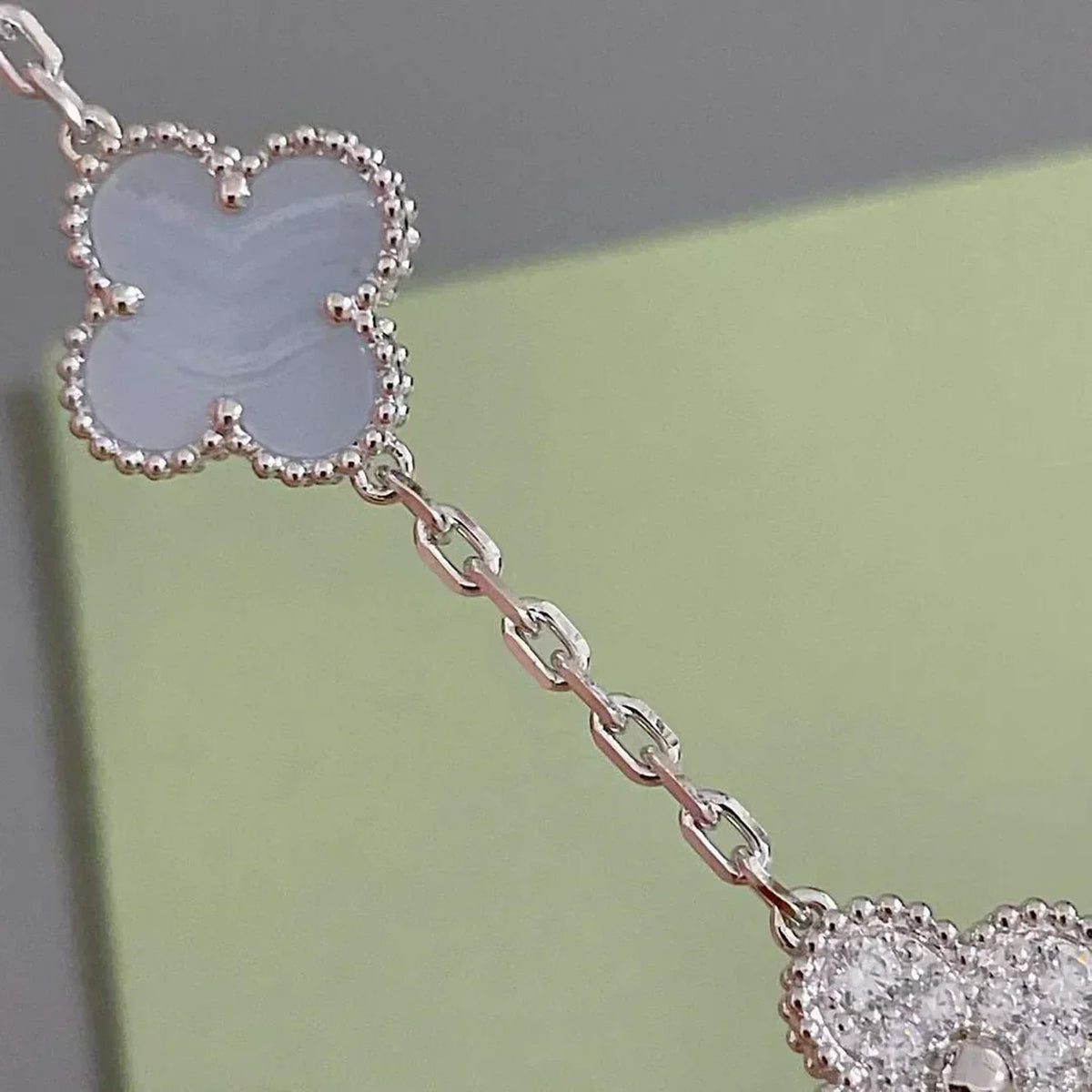 [⭐Clover Jewelry] CLOVER 5 MOTIF PURPLE CHALCEDONY BRACELET COLLECTION