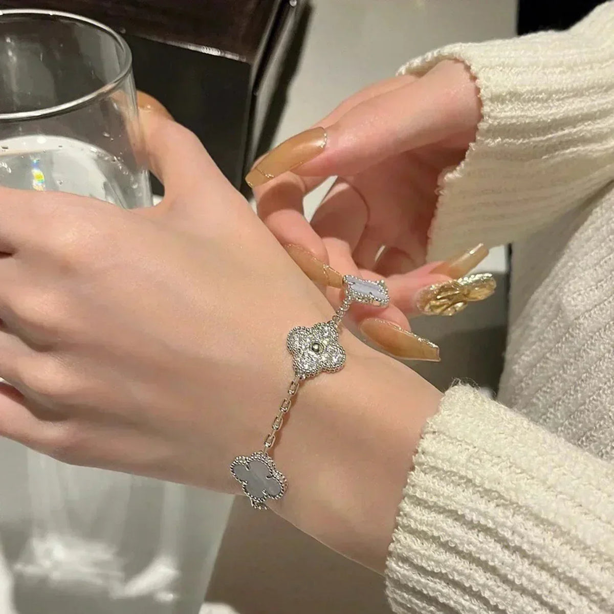 [⭐Clover Jewelry] CLOVER 5 MOTIF PURPLE CHALCEDONY BRACELET COLLECTION