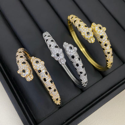 [⭐Clover Jewelry]PANTHERE DOUBLE HEADED HALF DIAMOND OPEN BRACELET