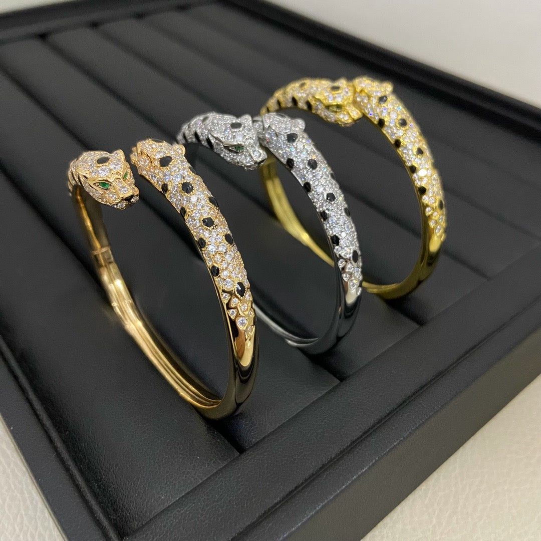 [⭐Clover Jewelry]PANTHERE DOUBLE HEADED HALF DIAMOND OPEN BRACELET