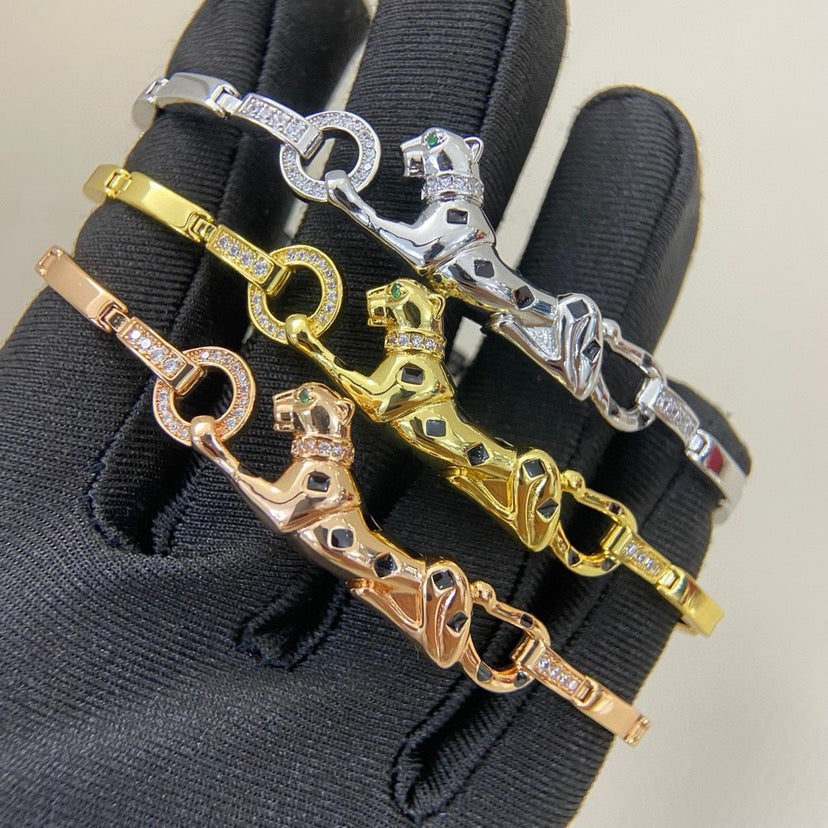 [⭐Clover Jewelry]PANTHERE HALF DIAMOND ON CHAIN BRACELET