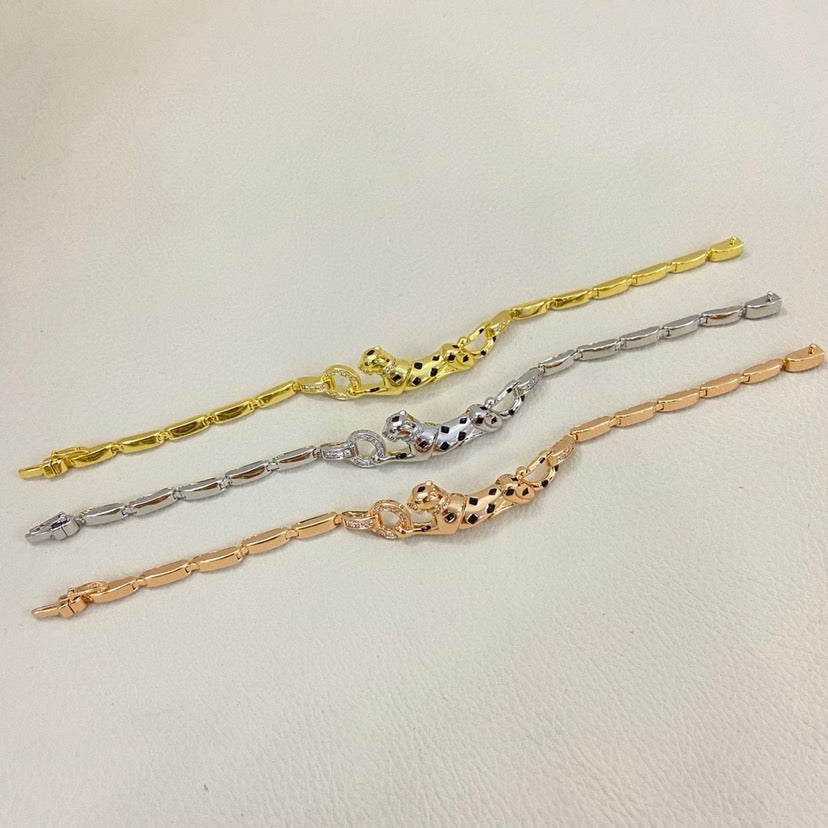 [⭐Clover Jewelry]PANTHERE HALF DIAMOND ON CHAIN BRACELET