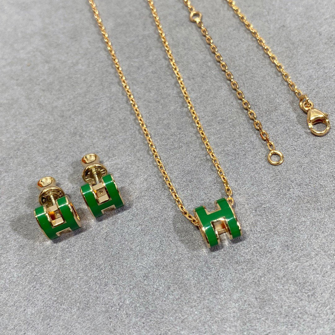 [⭐Clover Jewelry]POP H GREEN NECKLACE SILVER AND GOLD
