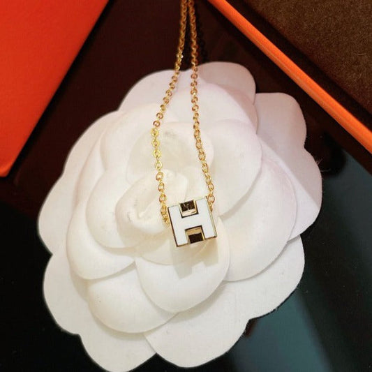 [⭐Clover Jewelry]H WHITE SQUARE GOLD NECKLACE