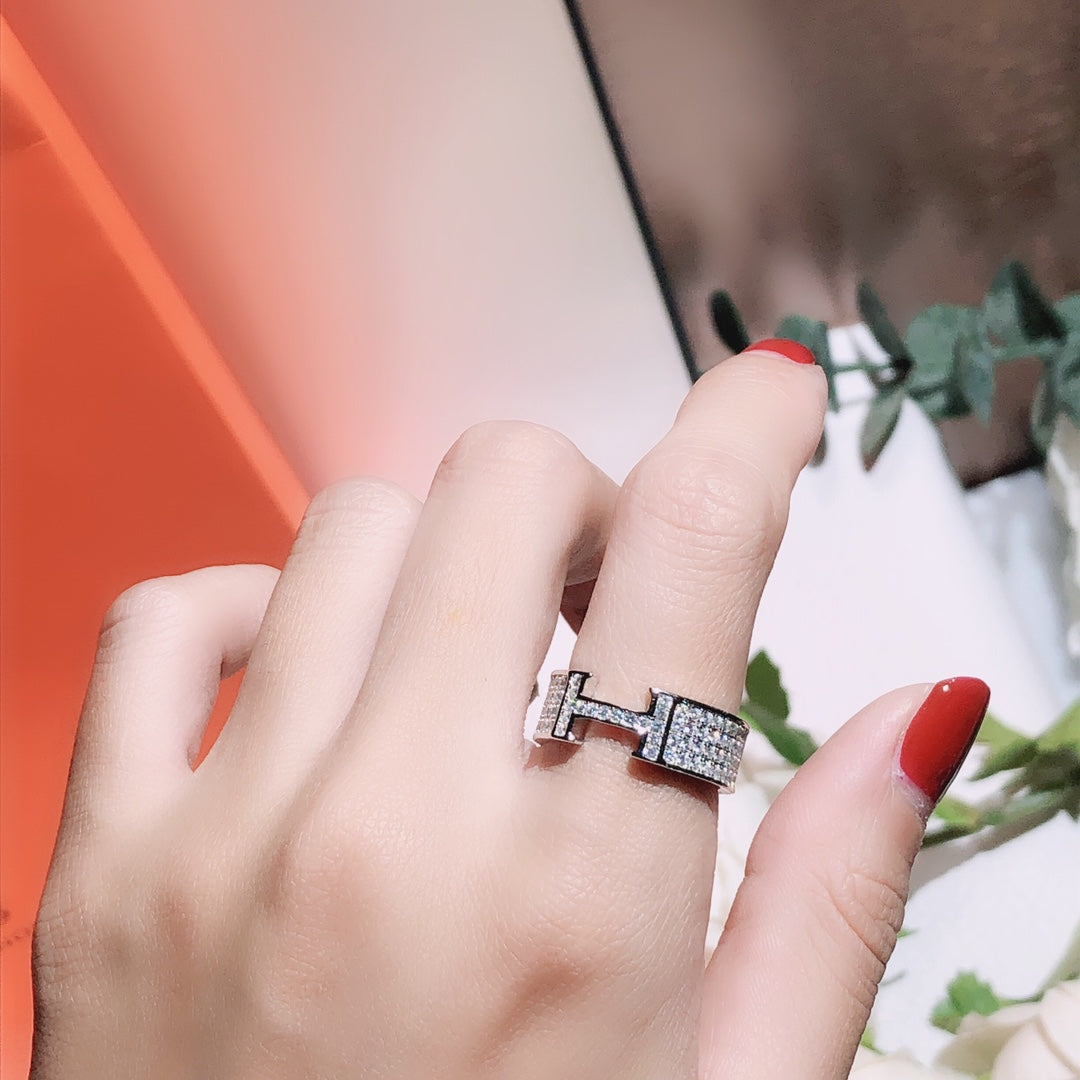 [⭐Clover Jewelry]H RING FULL DIAMOND