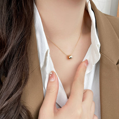 [⭐Clover Jewelry]BEE MINI PEDANT DIAMOND NECKLACE