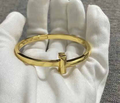[Clover Jewelry]T1 WIDE HINGED BANGLE BRACELET