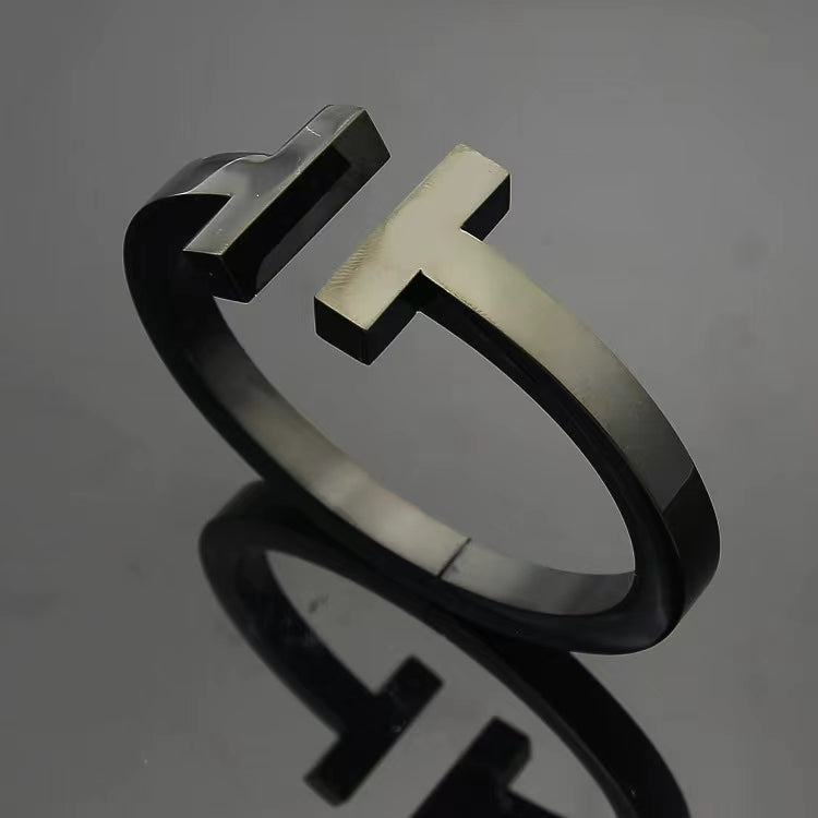 [Clover Jewelry]T SQUARE OPEN BRACELET