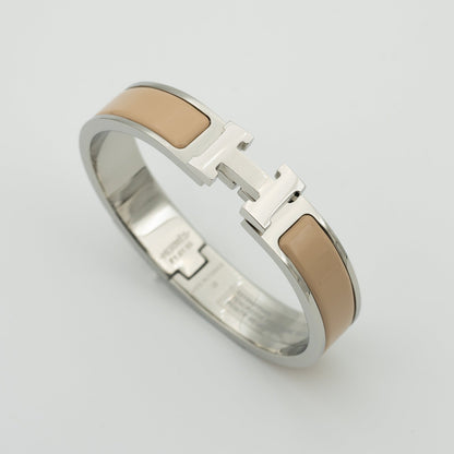 [⭐Clover Jewelry]H GREY BRACELET