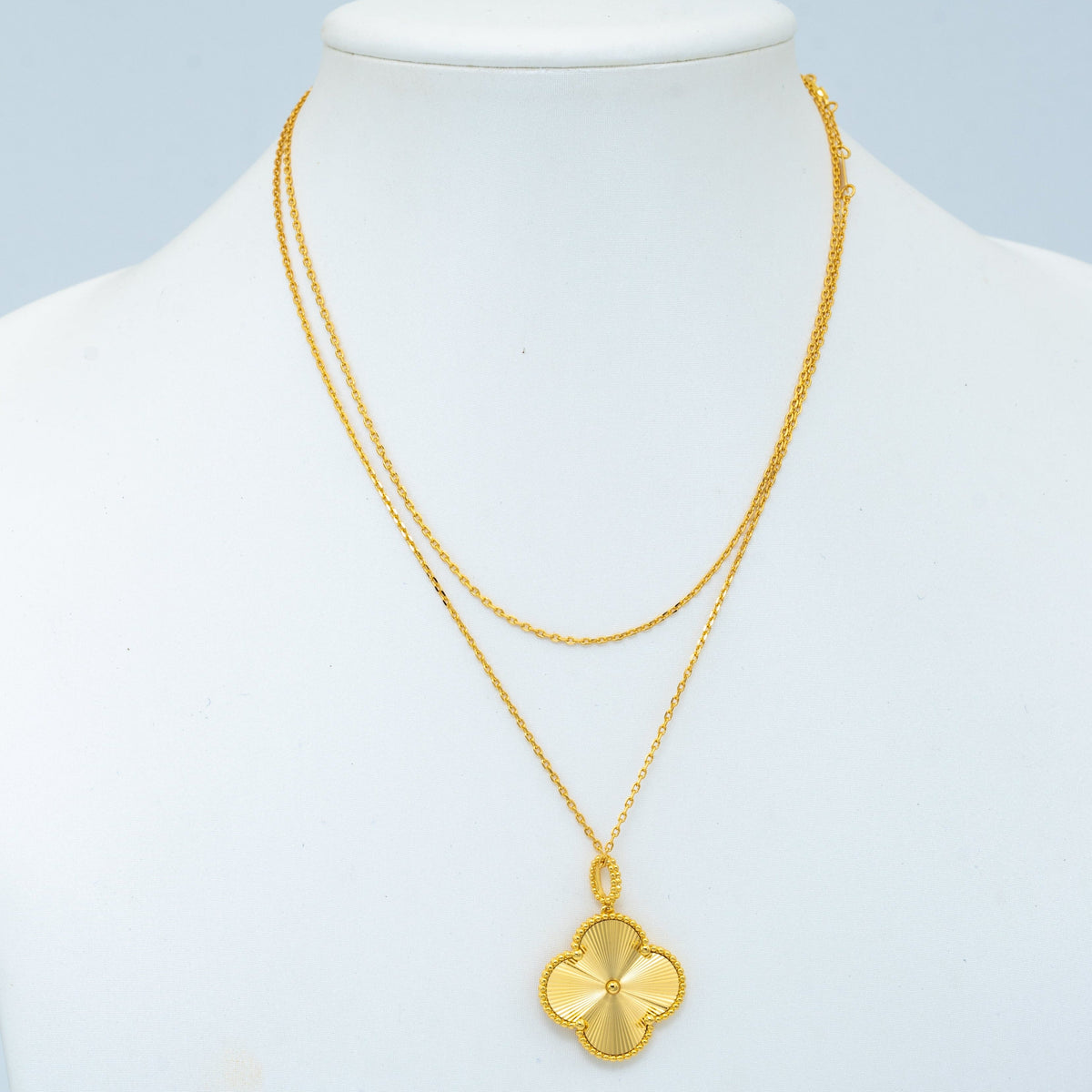 [⭐Clover Jewelry]CLOVER 25MM PEDANT NECKLACE GOLD