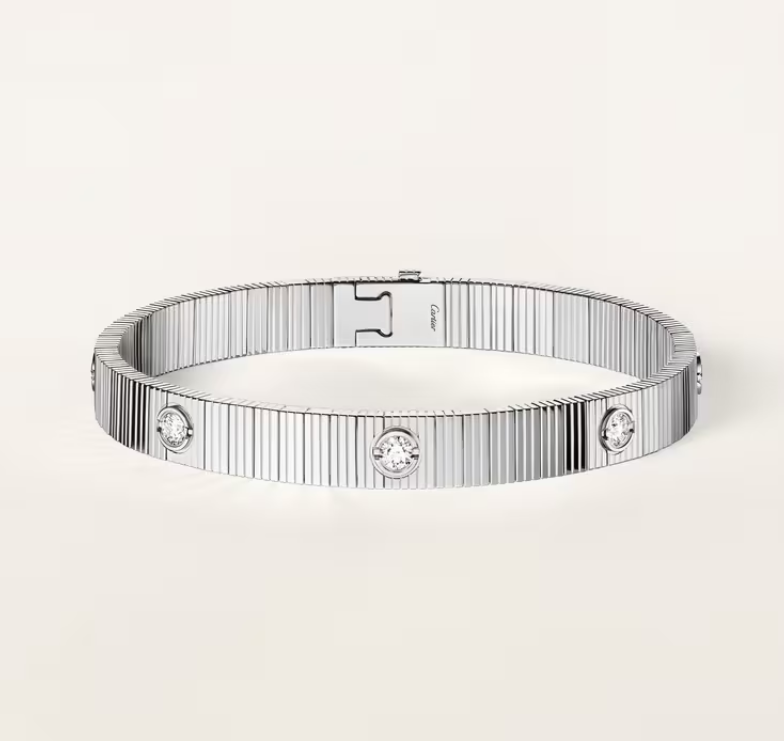 [⭐Clover Jewelry]NEW 7 MM 7-DIAMOND HEART-SHAPED BRACELET