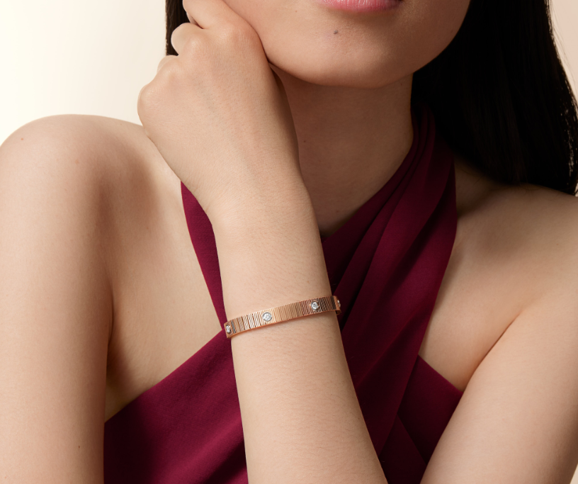 [⭐Clover Jewelry]NEW 7 MM 7-DIAMOND HEART-SHAPED BRACELET