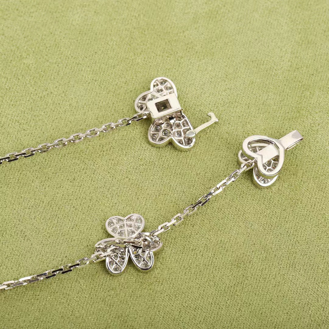 [⭐Clover Jewelry]FRIVOLE SILVER 9 FLOWERS NECKLACE