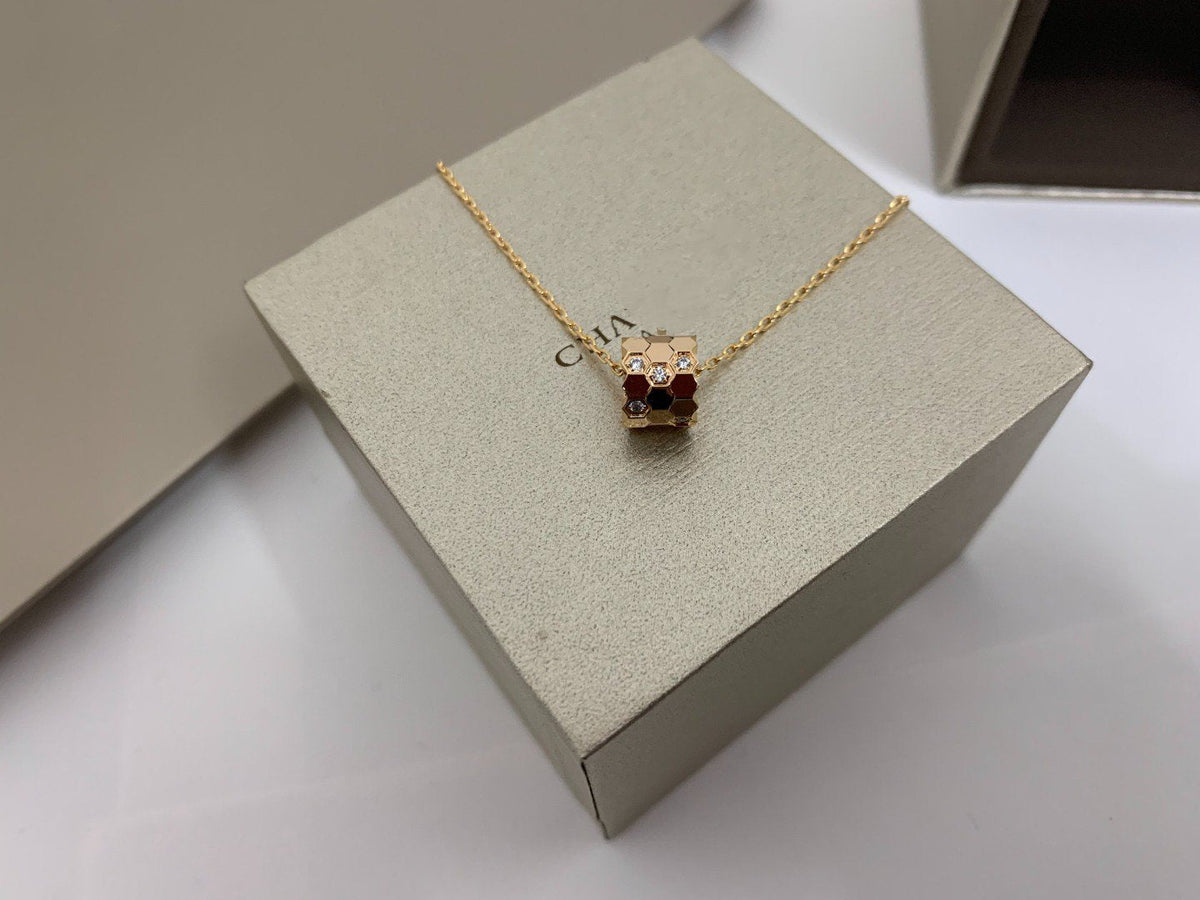 [⭐Clover Jewelry]BEE LOVE DIAMOND NECKLACE