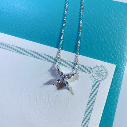 [Clover Jewelry]PLATINUM AND DIAMOND VICTORIA PENDANT NECKLACE