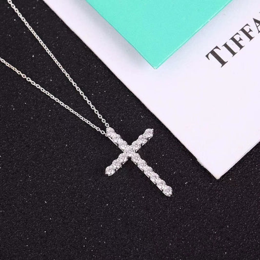 [Clover Jewelry]MOISSANITE STONE CROSS PENDANT NECKLACE SIMULATED DIAMOND CROSS CHOKER