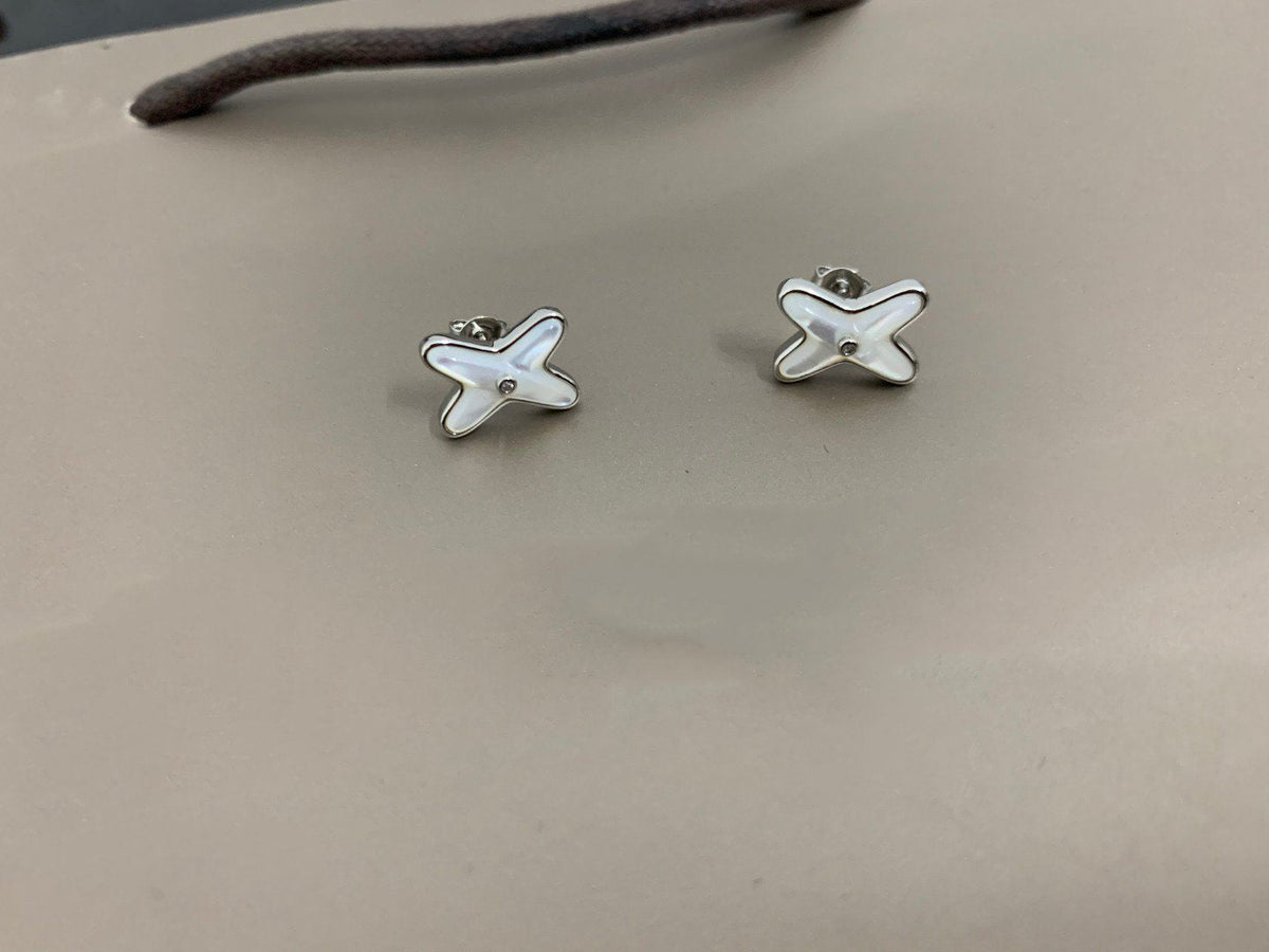 [⭐Clover Jewelry]JEUX DE WHITE MOP SILVER DIAMOND EARRINGS
