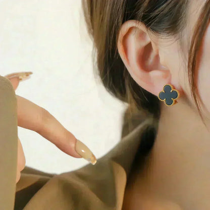 [⭐Clover Jewelry]CLOVER MEDIUM 1 MOTIFS  ONYX STUD EARRINGS