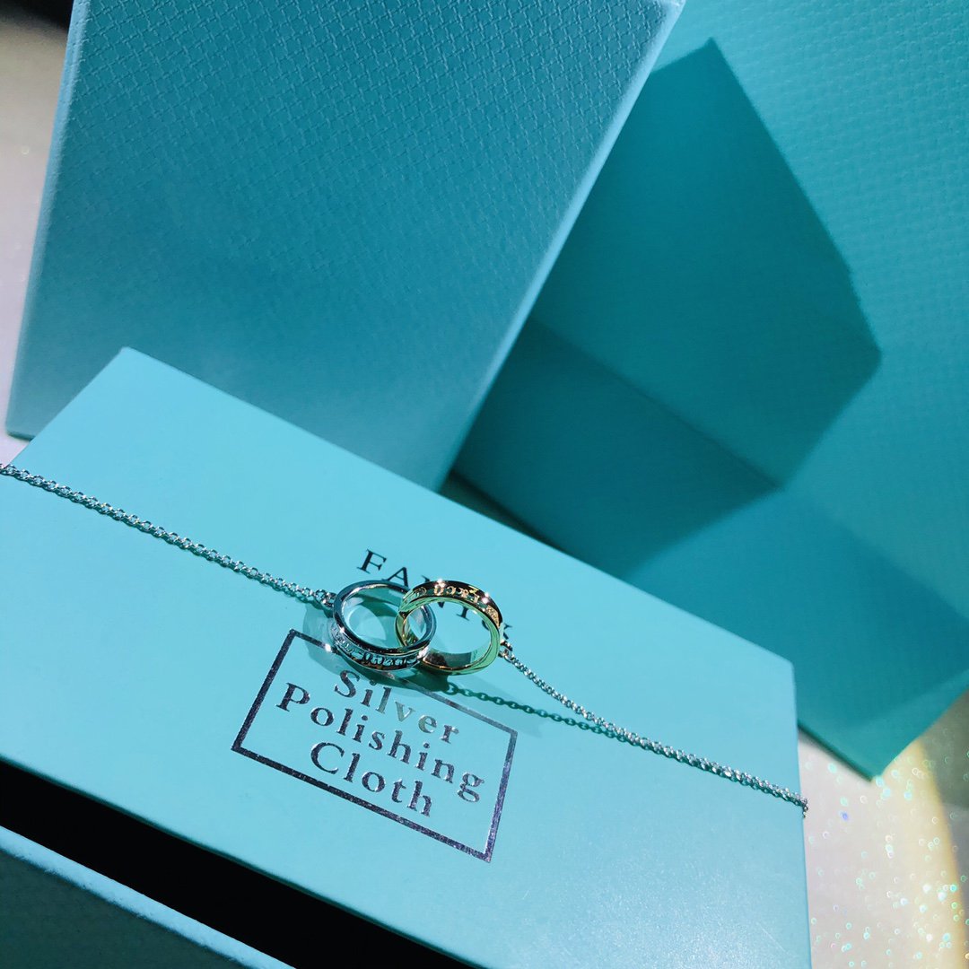 [Clover Jewelry]INTERLOCKING CIRCLES PENDANT SMALL NECKLACE