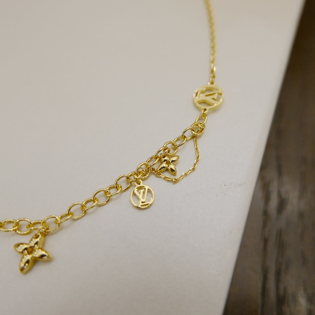 [⭐Clover Jewelry]BLOOMING SUPPLE NECKLACE BRASS