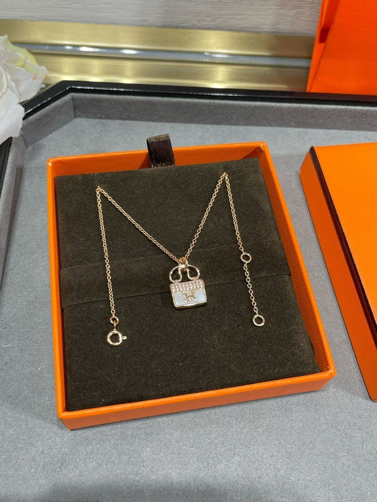 [⭐Clover Jewelry]H CIRCE MOISSANITE PENDANT NECKLACE GOLD