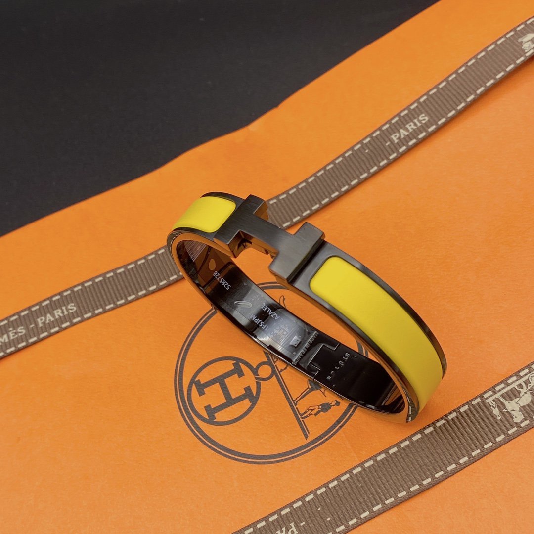 [⭐Clover Jewelry]CLIC HM SO BLACK YELLOW BRACELET