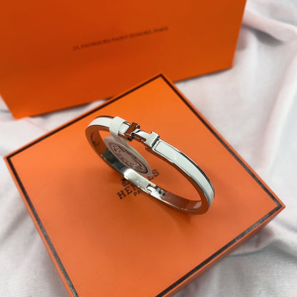[⭐Clover Jewelry]CLASSIC HM CLIC WHITE 8MM ENAMEL BRACELET